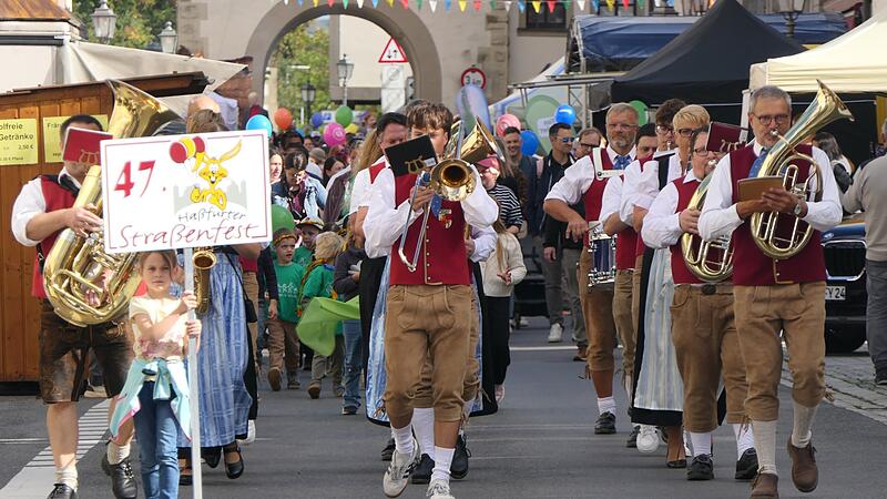 Straßenfest Haßfurt 2026 Das Haßfurter Straßenfest ist offiziell eröffnet.