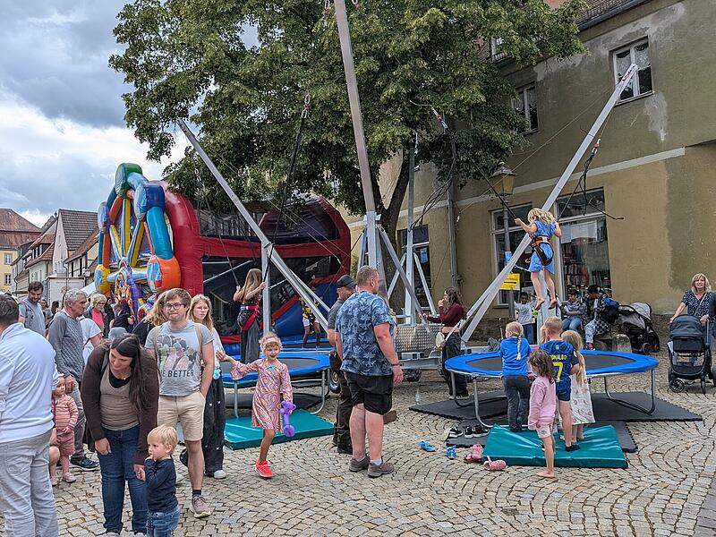 Stadtfest Musik und Märkte in Münnerstadt 2025Stadtfest Musik und Märkte 2025 in Münnerstadt Beim Kinderstadtfest gab es alles, was die Herzen der Kleinen begehrte.