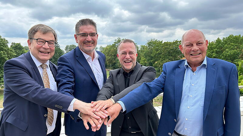 Freie Wähler/CSB Coburg Ehrgeizige Ziele mit Freie Wähler-CSB Coburg (von links): Fraktionsvorsitzender Christian Müller, designierter OB-Kandidat Christian Gunsenheimer, Neu-Mitglied Rene Boldt und Vorsitzender Hans-Heinrich Ulmann.