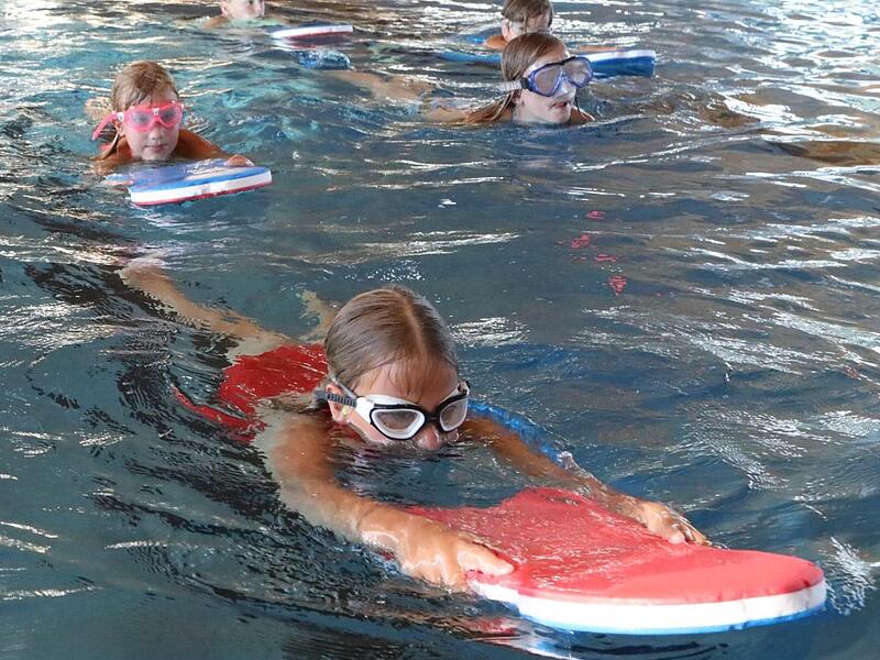 Seepferdchen-Schwimmkurs Seepferdchen-Schwimmkurs
