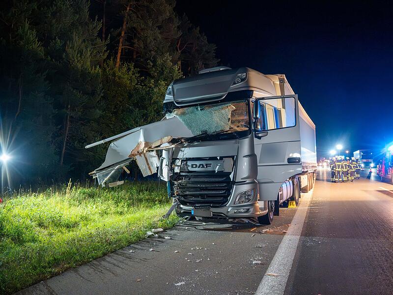Unfall auf Standstreifen der A9