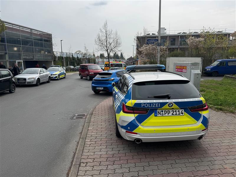 Ein 63-j&auml;hriger Mann ist am Montagmittag, 13. April, in Erlangen gestorben. Die Polizei ermittelt wegen eines T&ouml;tungsdelikts.