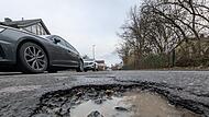 Seit Jahren ist ein Neubau der Bammersdorfer Straße in Forchheim überfällig. Nun schreiten die Planungen voran. Dies bringen aber auch Herausforderungen mit sich.