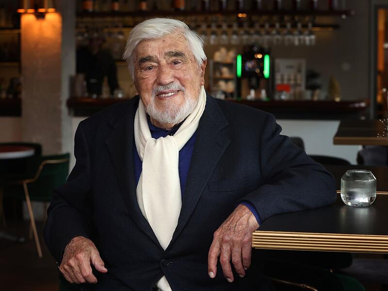 Mario Adorf ist verstorben. Der Schauspieler war unter anderem auch auf der Kronacher Festung