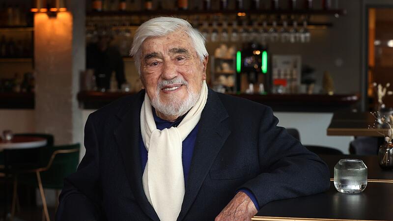 Mario Adorf ist verstorben. Der Schauspieler war unter anderem auch auf der Kronacher Festung