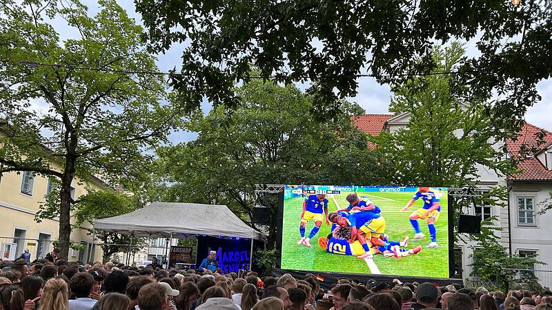 Public Viewing im Coburger Josiasgarten: WM-Auftakt mit Deutschland gegen Curacao