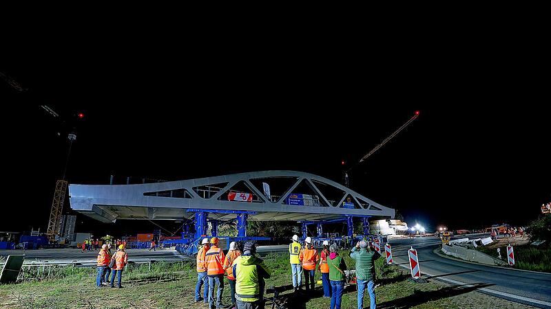 Neue Br&uuml;cke verbindet Staatstra&szlig;e zwischen Hallstadt und BambergNeue Br&uuml;cke zwischen Hallstadt und Bamberg