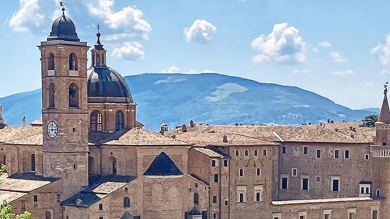 Urbino wurde besichtigt.