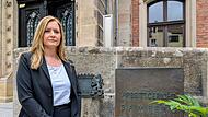 Ramona Brehm kurz vor der Verhandlung am Arbeitsgericht in Coburg.