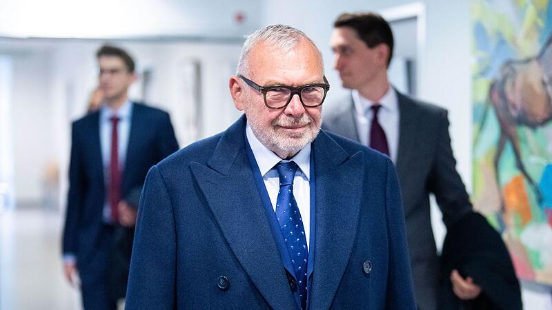 Signa-Insolvenzverwalter klagt gegen Ex-Bundeskanzler Gusenbauer