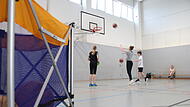 Unterm Basketball-Korb könnten bald auch Bands auftreten.Forchheim & Fränkische Schweiz Unterm Basketball-Korb könnten bald auch Bands auftreten.Forchheim & Fränkische Schweiz