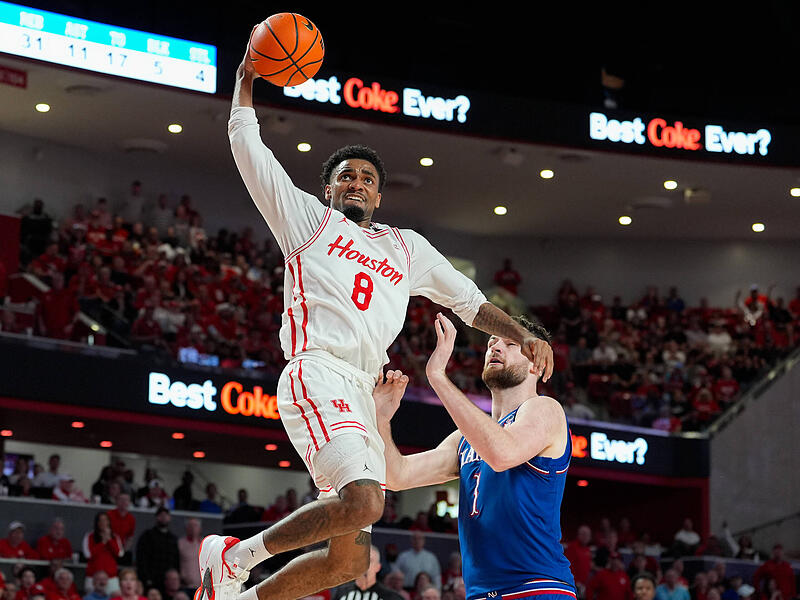 Baskets-Neuzugang Mylik Wilson ist "nur" 1,91 Meter groß, hat aber ordentlich Dynamit in den Beinen. Baskets-Neuzugang Mylik Wilson ist "nur" 1,91 Meter groß, hat aber ordentlich Dynamit in den Beinen.
