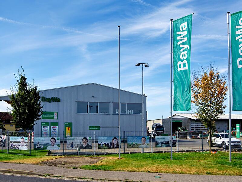Der Baywa-Standort in Bamberg umfasst die Bereiche Agrar, Technik und Baustoffvertrieb, Tankstellen und Holzpelletes.