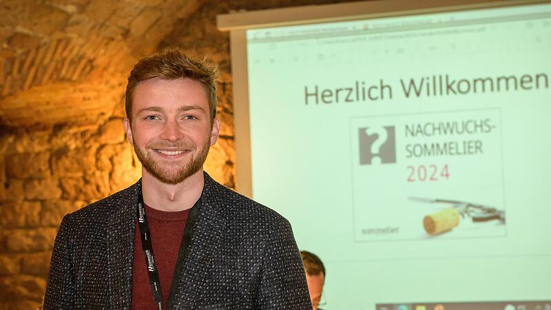 Der Gewinner des Wettbewerbs &bdquo;Nachwuchssommelier 2024&ldquo; ist Anton Karnbaum.Forchheim & Fr&auml;nkische Schweiz