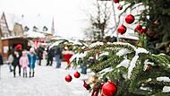 Noch liegt kein Schnee. Aber alle Weihnachtsfans können sich schon jetzt einige Termine im Kalender fett anstreichen. Eine erste Auswahl der größten Märkte aus dem Landkreis, die schon jetzt konkret geplant haben.Forchheim & Fränkische Schweiz