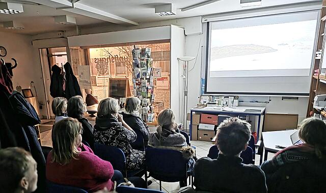 Filmabend „Nachhaltiger Tourismus“. Filmabend „Nachhaltiger Tourismus“.