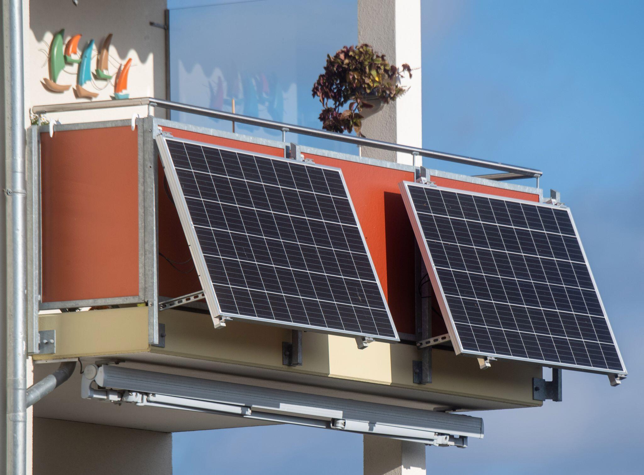 Kleine Solaranlagen für den eigenen Balkon boomen