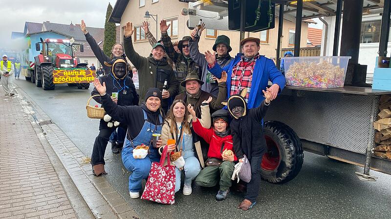 Ausgelassen wurde beim Faschingszug in Gef&auml;ll gefeiert.