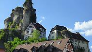 Blick auf das Fränkische-Schweiz-Museum von der B 470 ausForchheim & Fränkische Schweiz