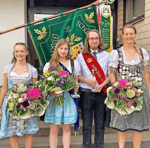 Das neue Königshaus der Marktleugaster Schützen.
