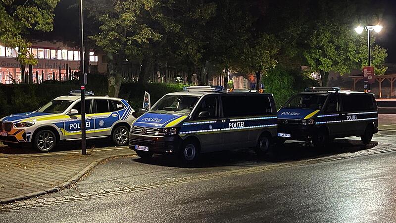 Die Polizei war am Freitag mit einem Großaufgebot in Hollfeld angerückt. Die Polizei war am Freitag mit einem Großaufgebot in Hollfeld angerückt.
