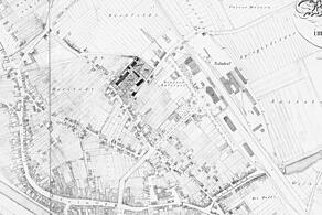 In der NS-Zeit war die Lange Stra&szlig;e die Adolf-Hitler-Stra&szlig;e, der Marienplatz hie&szlig; Hindenburgplatz.