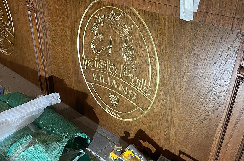 Das Logo des neuen Irish Pub in Bamberg zeigt ein Pferd.