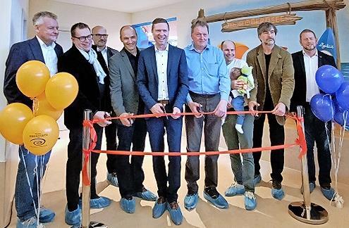 V.l.: Thomas Eichhorn (Projektleiter GMF), Axel Gottstein (Geschäftsführer Sigikid), Thomas Meier (Geschäftsführer GMF), Uli Gesell (Betriebsleiter Therme Obernsees), Landrat Florian Wiedemann, Karl Lappe (1. Bürgermeister Mistelgau), Tim Pargent ...