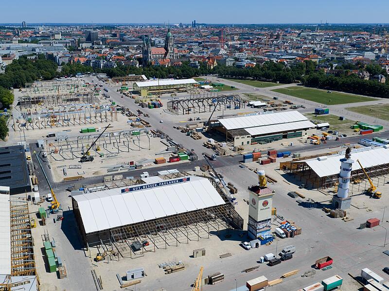 Aufbau Oktoberfest