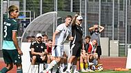 Jetzt darf nichts mehr schiefgehen in der Bayernliga. FC-Coburg-Trainer Carl-Philipp Schiebel fordert vor dem Spiel gegen den SV Fortuna Regensburg: „Vollgas geben!“