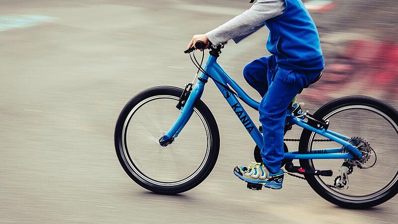 Junge in Haßfurt von Auto getreift - Zwölfjähriger verletzt Junge in Haßfurt von Auto getreift - Zwölfjähriger verletzt