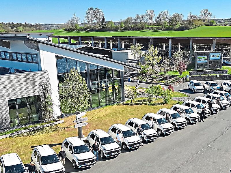 In den Räumen der Firma Münch Energie in Rugendorf ist auch das Team von grüüün untergebracht. Jetzt stellt der Energieversorger nach zwei Jahren den Betrieb ein. Münch Energie In den Räumen der Firma Münch Energie in Rugendorf ist auch das Team von grüüün untergebracht. Jetzt stellt der Energieversorger nach zwei Jahren den Betrieb ein. Münch Energie