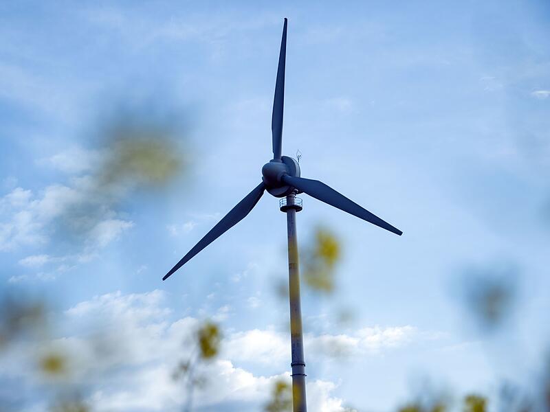 Über 250 Meter sollen die zwei für Stegaurach geplanten Windräder in die Höhe ragen.