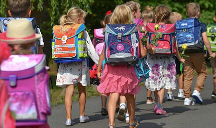 Zum Schulstart in Bayern am Dienstag werden auch wieder viele Erstkl&auml;sslerinnen und Erstkl&auml;ssler unterwegs sein. Im Landkreis Kitzingen wachsen die Sch&uuml;lerzahlen nach wie vor.