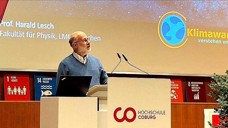 Harald Lesch spricht über Klimawandel an der Hochschule Coburg Harald Lesch bei seinem Vortrag „Klimawandel: Stand der Dinge und jetzt?“ an der Hochschule Coburg.