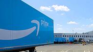 Der US-Handelsriese Amazon will wie so viele Konzerne Stellen abbauen. Auch an den deutschen Standorten wie etwa in Eggolsheim fragen sich nun die Beschäftigten, ob sie in Sorge sein müssen.