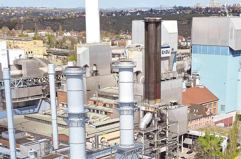 Große Energieversorger – hier ein Gaskraftwerk der EnBW – zählen zur kritischen Infrastruktur im Sinne des Gesetzes. Besonders sie sollen vor Cyberangriffen geschützt werden.    Große Energieversorger – hier ein Gaskraftwerk der EnBW – zählen zur kritischen Infrastruktur im Sinne des Gesetzes. Besonders sie sollen vor Cyberangriffen geschützt werden.   