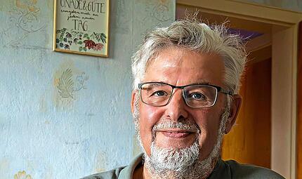 Karl Körber präsentiert seine Ortschronik „Geschichtliches aus Bieberbach“.Forchheim & Fränkische Schweiz Karl Körber präsentiert seine Ortschronik „Geschichtliches aus Bieberbach“.