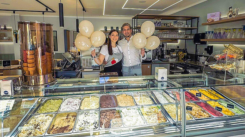 Eiscafé bei Gianni Hirschaid Nina Jentsch und Fabio Jentsch an der Wiedereröffnung des Cafés nach den Umbauarbeiten im Jahr 2025.