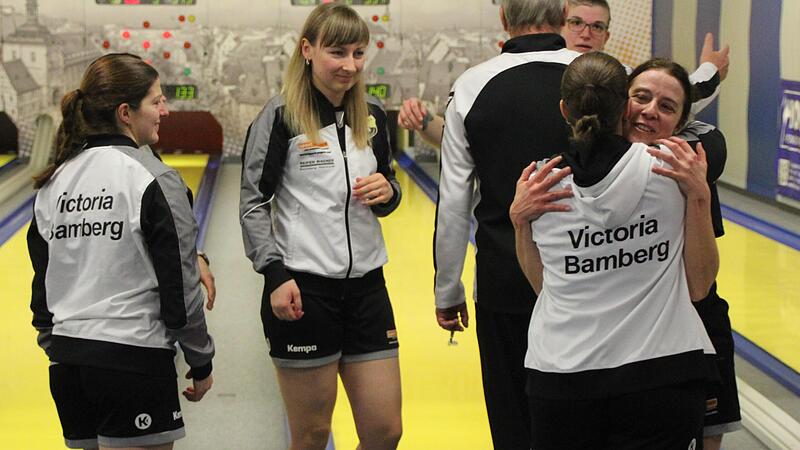 Die Bambergerinnen freuen sich &uuml;ber den Einzug ins Halbfinale der Champions League.