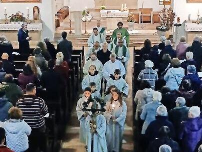 Rund 170 Ehrenamtliche kamen in der Kirche von Breitbrunn zu einem Gottesdienst zusammen.