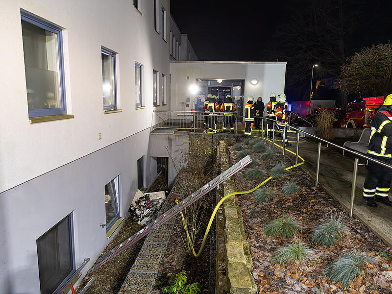 Brand im Krankenhaus - 27 Patienten mussten verlegt werdenBrand im Klinikum Neustadt bei Coburg
