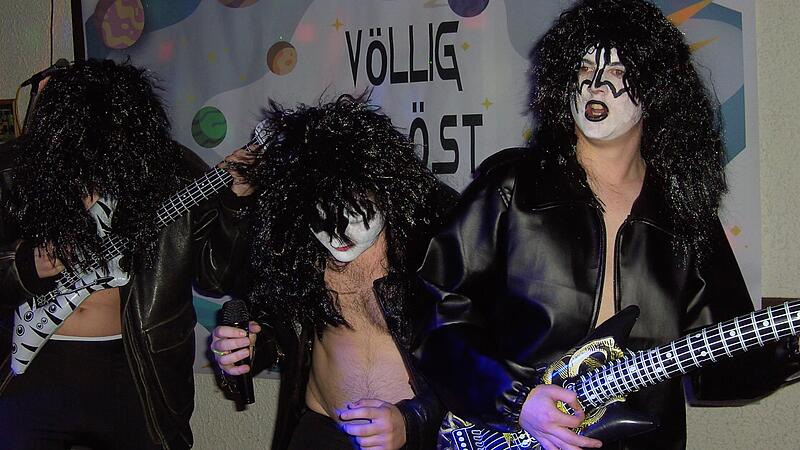 Die Hard-Rock-Band Kiss hat in Wittershausen den Fasching gerockt. Die Hard-Rock-Band Kiss hat in Wittershausen den Fasching gerockt.