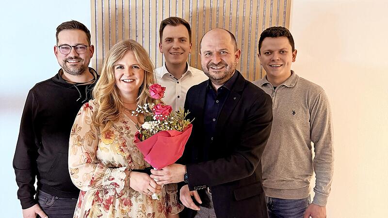 Die Kreisr&auml;te der Jungen B&uuml;rger sind (v.&nbsp;l.) Johannes Eismann, Carina Fees, Jonas Stirnwei&szlig;, Sebastian G&ouml;tz und Andre Spindler.