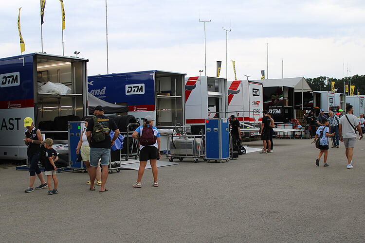 Die schönsten Impressionen von der DTM 2025 am Norisring am Sonntag.