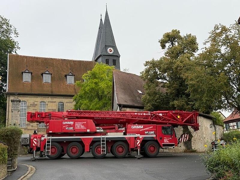 Sanierung der Kirchtürme der Laurentiuskirche in Meeder