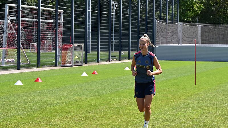 Trainingsauftakt FC Bayern Frauen Trainingsauftakt FC Bayern Frauen