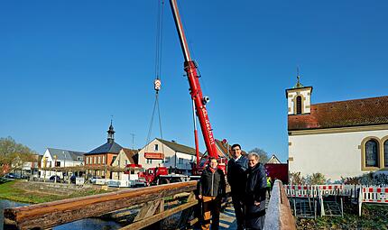 Impressionen vom Br&uuml;ckenabriss in Gundelsheim