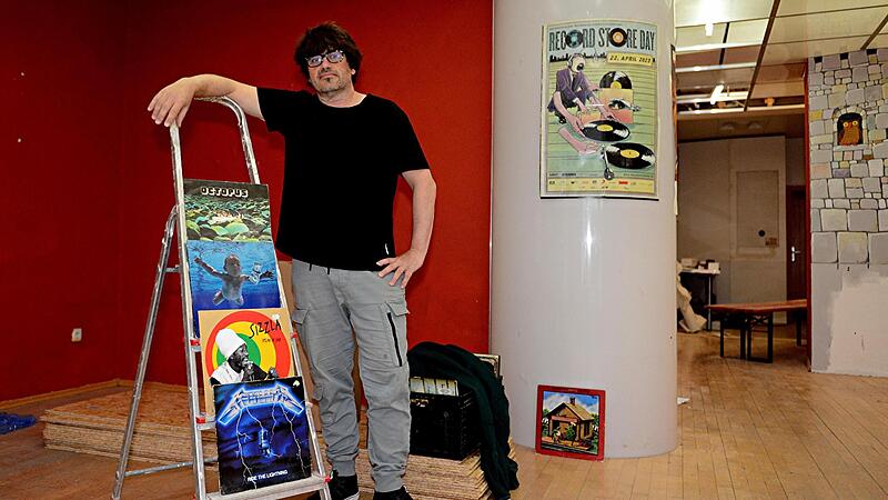 Noch steht das ehemalige "Musicland" leer. Bis Frank Apunkt Schneider dort einzieht, wird es noch dauern.