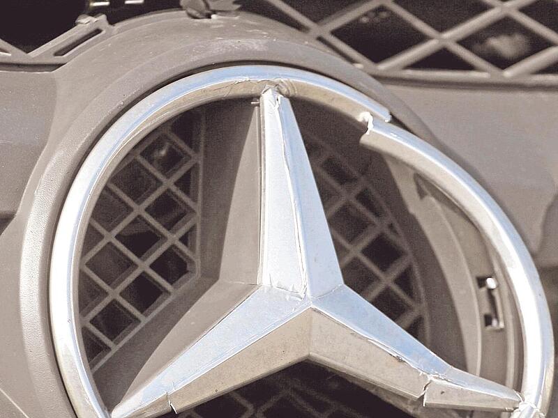 Angeknackst: Beim Autobauer Mercedes-Benz läuft es nicht mehr rund. Angeknackst: Beim Autobauer Mercedes-Benz läuft es nicht mehr rund.